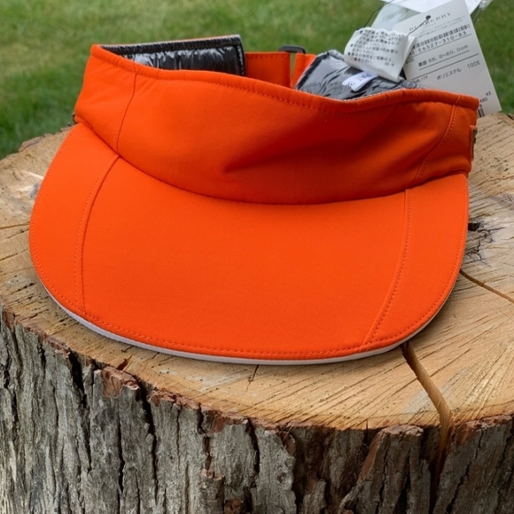 Burberry Golf Visor - Picture 5 of 6